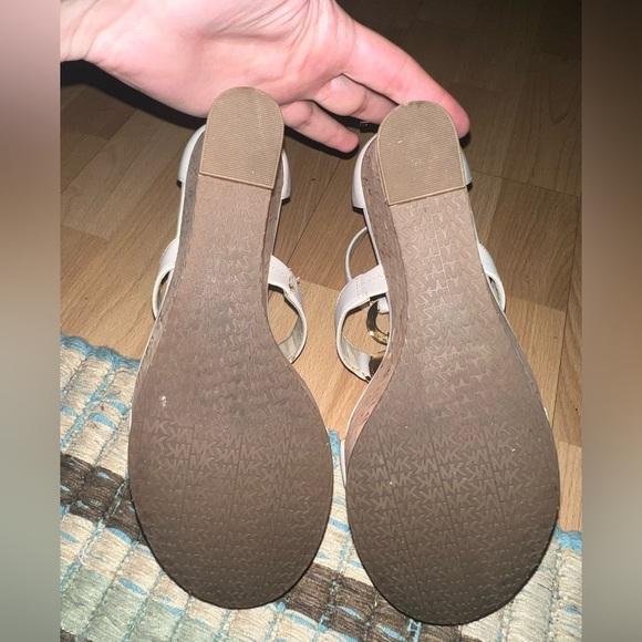 MK Wedge Sandals - Picture 3 of 8